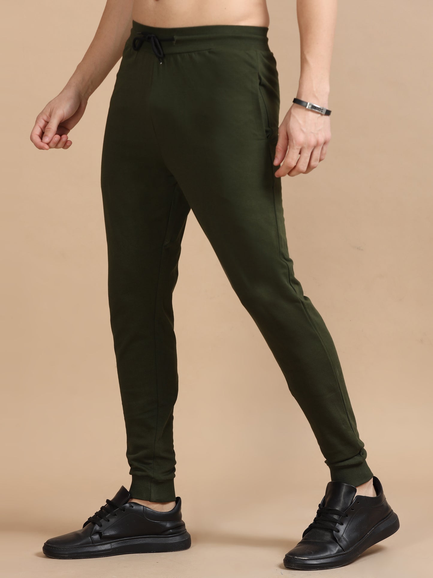 Men Olive Cotton Joggers Pant